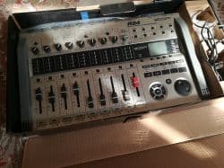 دستگاه ضبط صدا حرفه ای