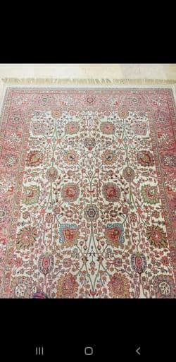 فرش ماشینی در حد نو و سالم