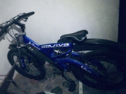 دوچرخه سایز 24 رنگ آبی کاربنی