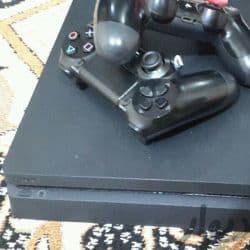 پلی استیشن 4 یک ترابایت