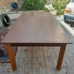 میز کنفرانس کارکرده