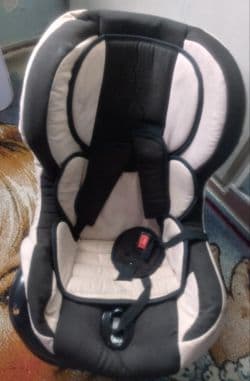 صندلی ماشین